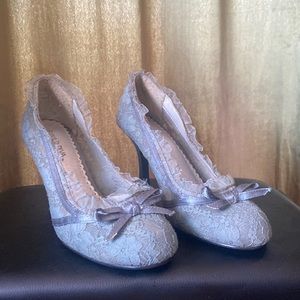 Grey Lace Heels size 8